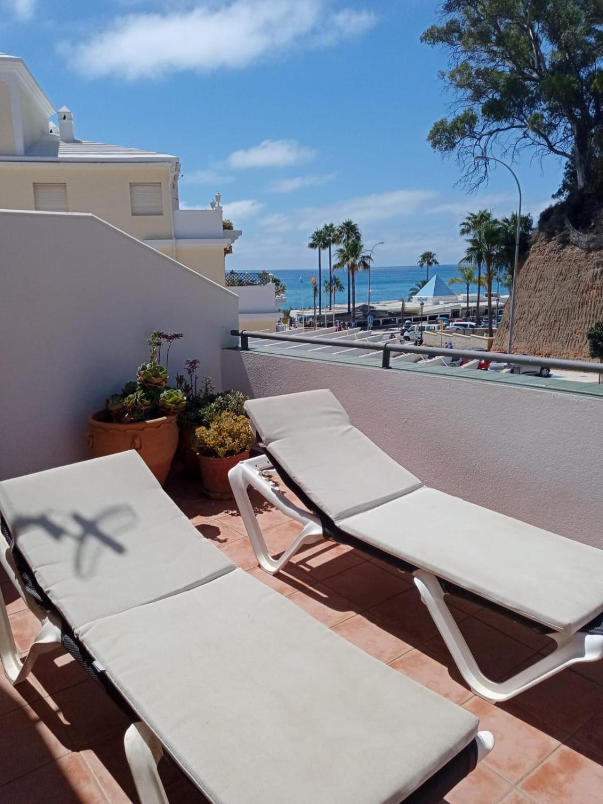 Rubarsal 1E Menyber Apartment Nerja Exterior foto
